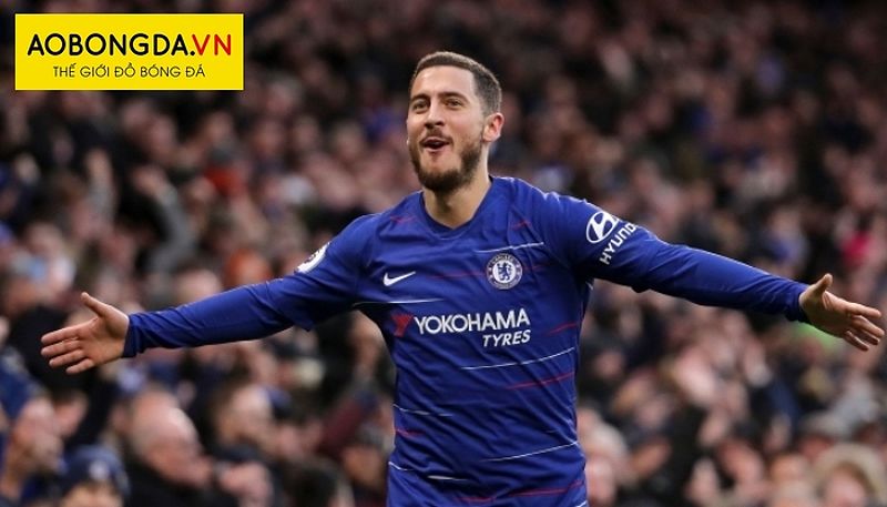 Eden hazard có cách sút rabona rất tuyệt vời