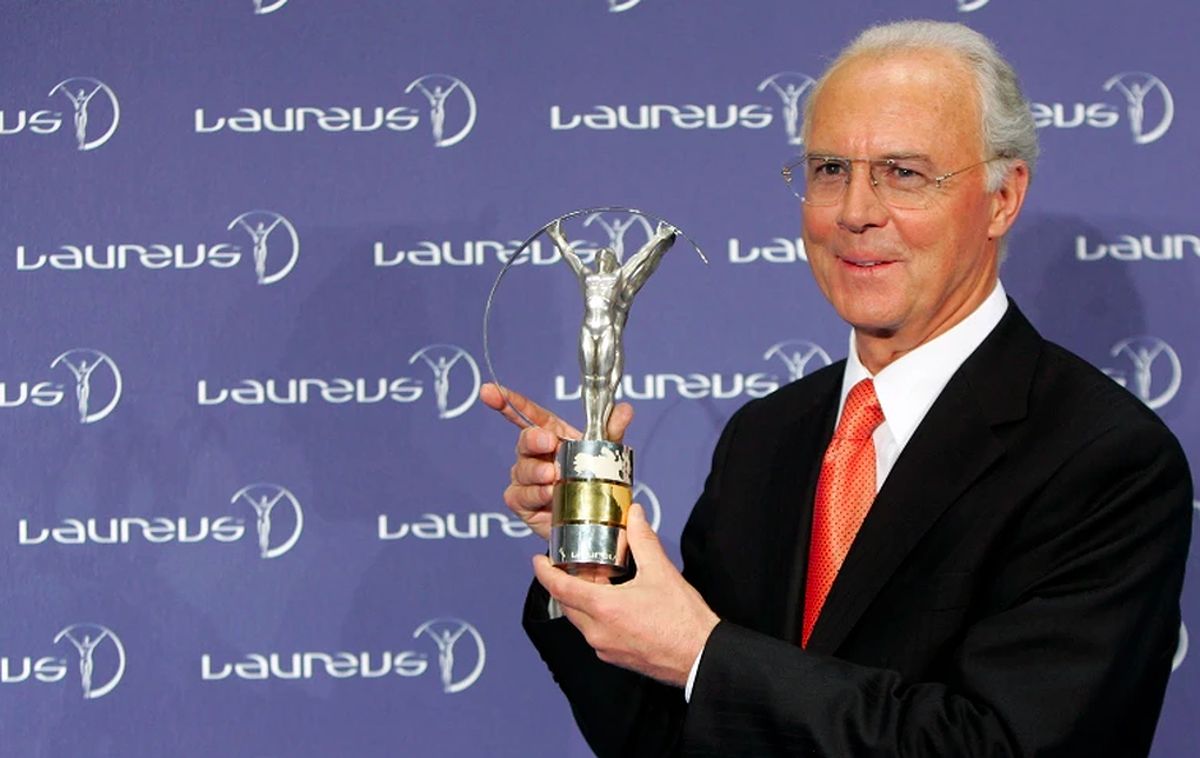 Franz Beckenbauer - Hoàng đế bóng đá