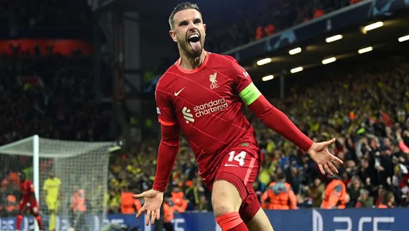 Jordan Henderson trong trận đấu Champions League